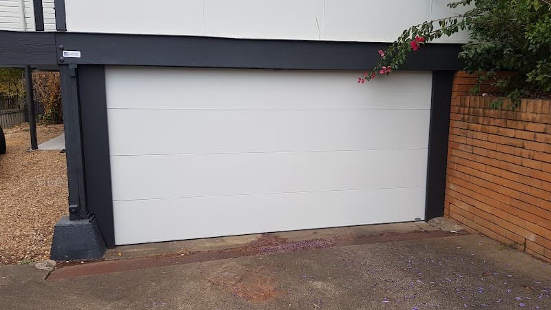 Garage Assist garage doors work in Redland Bay