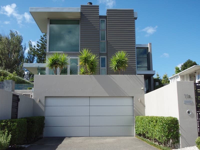 GARAGE DOOR REPAIRS HILLS DISTRICT & PARRAMATTA garage doors work in Stanhope Gardens