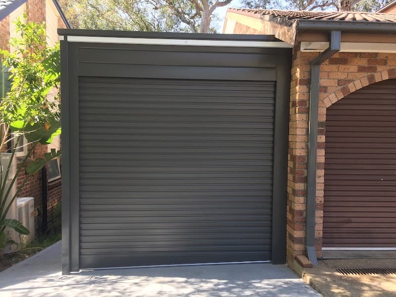 Garage Door Sales & Repairs P/L garage doors work in Castle Hill