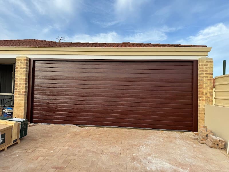 Garage Doors Direct garage doors work in Baldivis