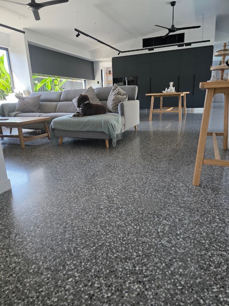 Garda floors concreting work in Manunda