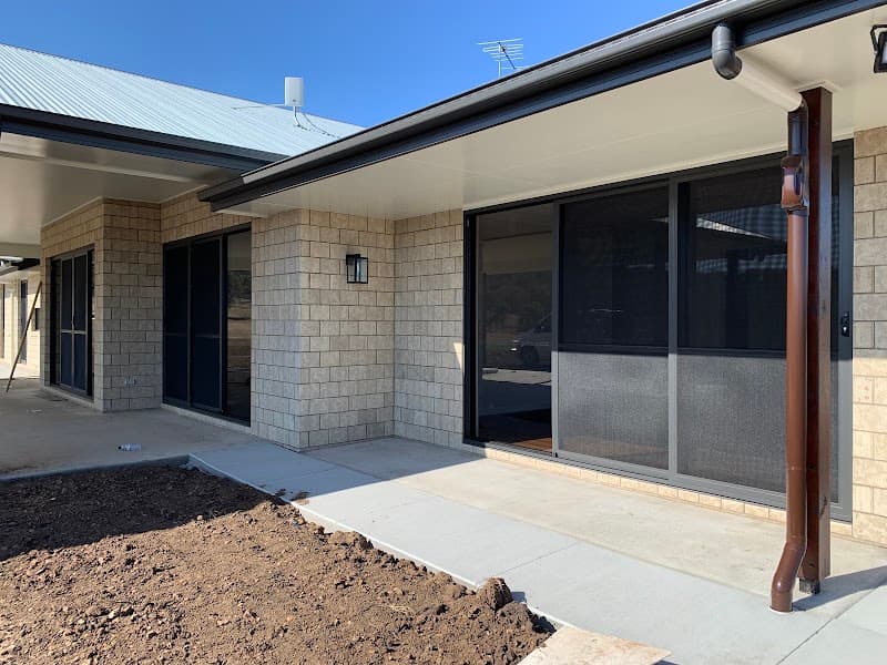 Garden City Glass -24 Hour Emergency glass Replacement glass & glazier work in Glenvale