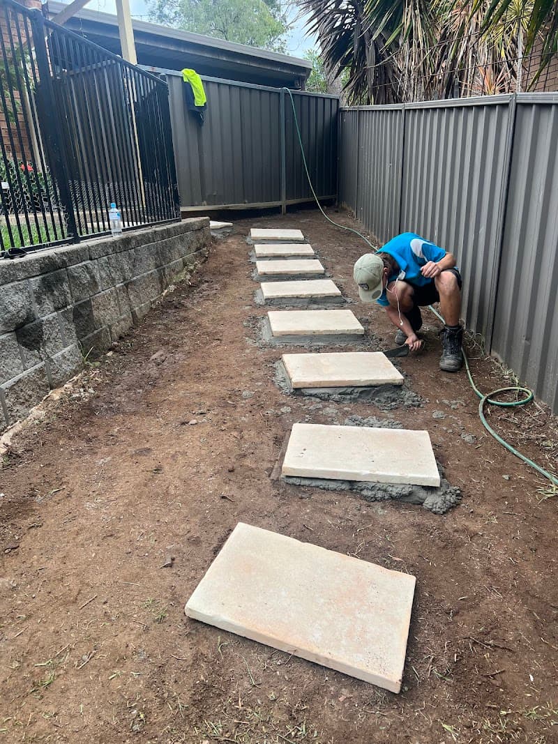 Gardener sydney landscaping work in Kensington