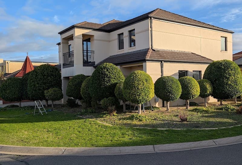 GardenMod lawn care work in North Adelaide