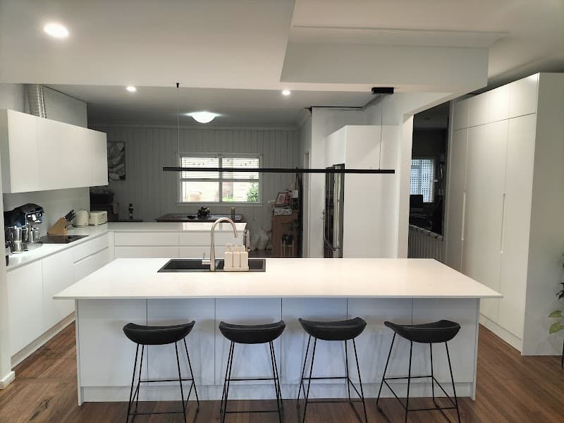 Garry Jeans Kitchens kitchen renovation work in Cardiff