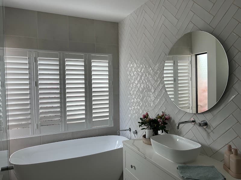 Garry Neven Blinds curtains & blinds work in Garbutt