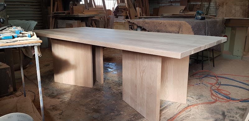 Gary O'Neill Custom Timber Works furniture assembly & tv mounting work in Warana