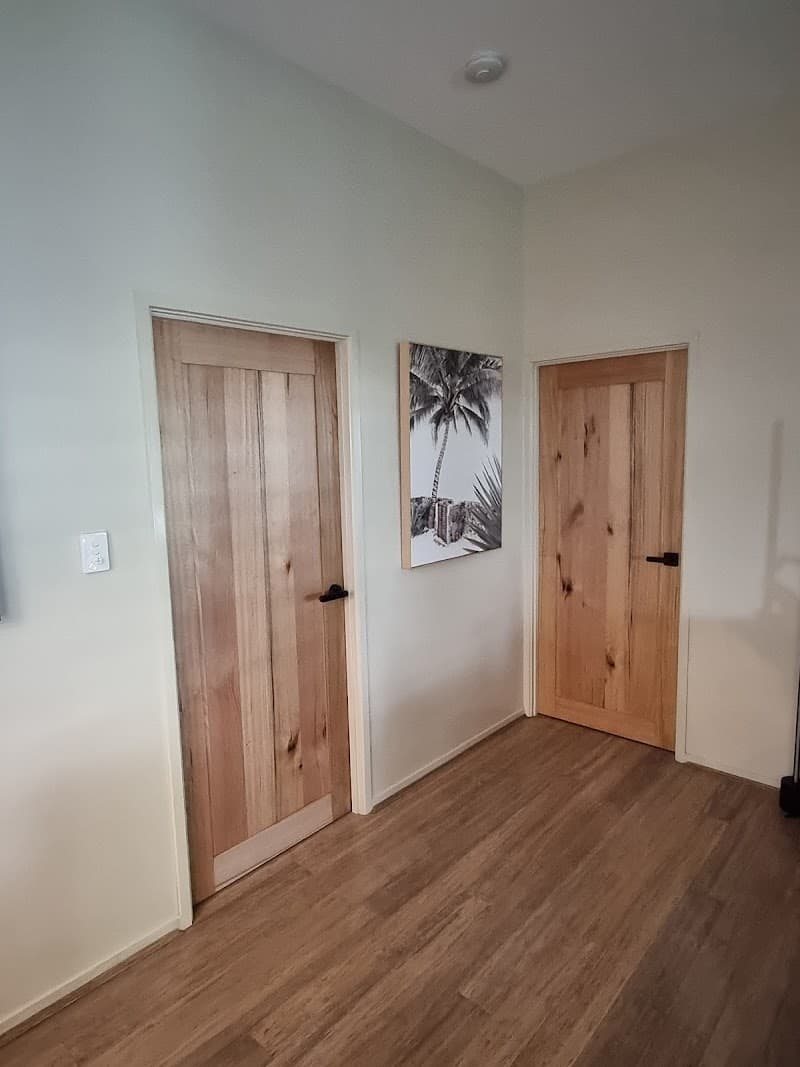 Gary O'Neill Custom Timber Works furniture assembly & tv mounting work in Warana