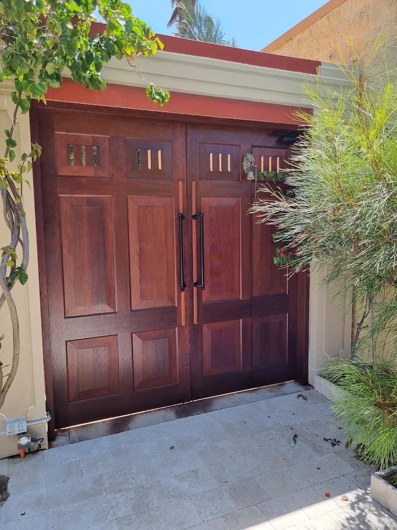 Gary O'Neill Custom Timber Works furniture assembly & tv mounting work in Warana