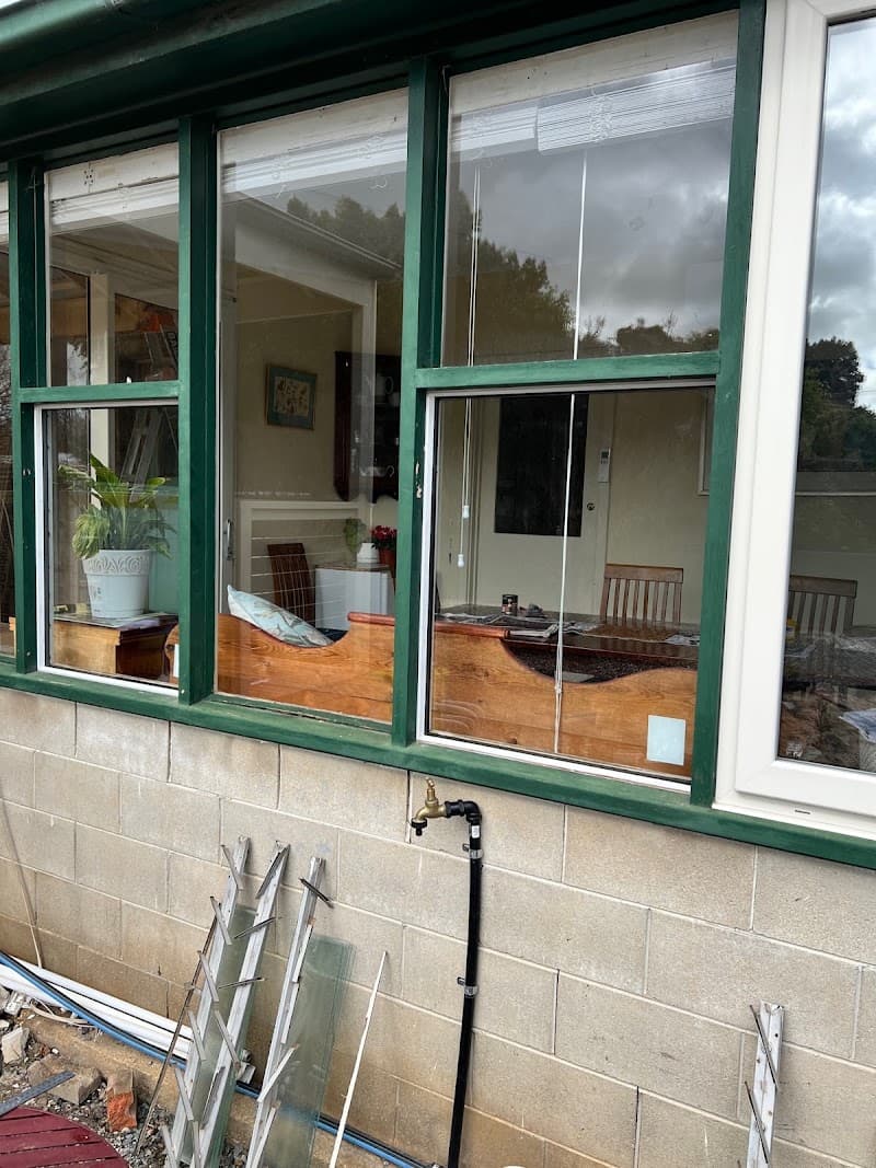 Gawler Glass & Glazing glass & glazier work in Willaston