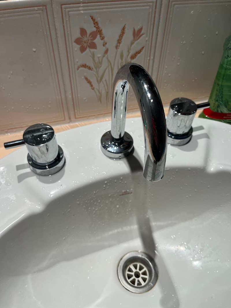 Geelong Plumbing Co plumber work in Newtown
