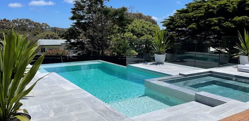 Geelong Pools and Spas pool builder work in Moolap