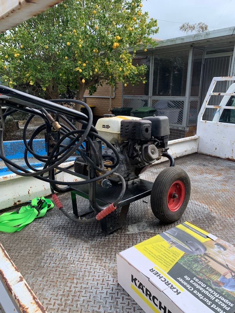 Geelong Pressure Washers - Sales & Repairs pressure washing work in South Geelong