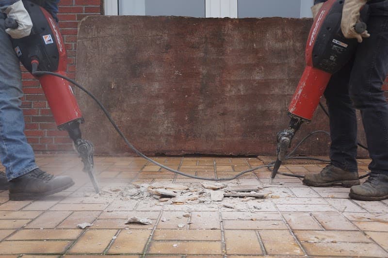 Geelong Skips rubbish removal work in South Geelong