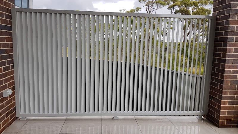 Gem Fencing Pty Ltd fencing work in Kirrawee