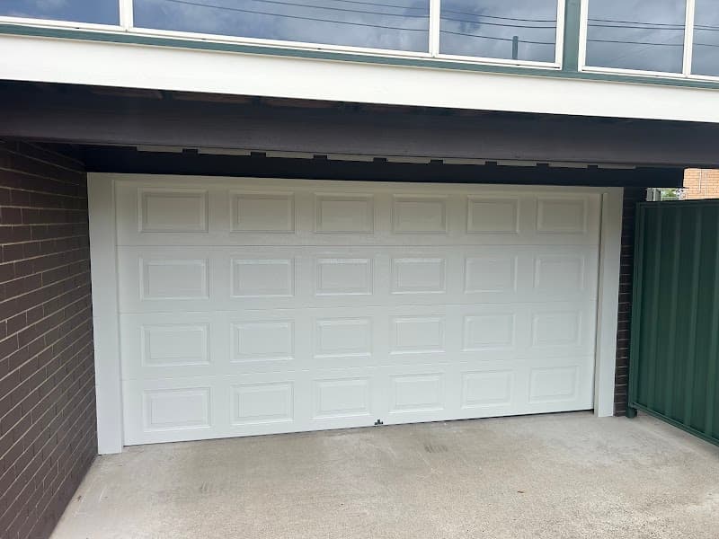 Genuine Garage Door Solutions Pty Ltd garage doors work in Darra