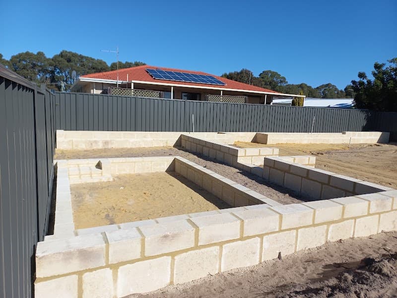 Geographe Landscapes landscaping work in Halls Head