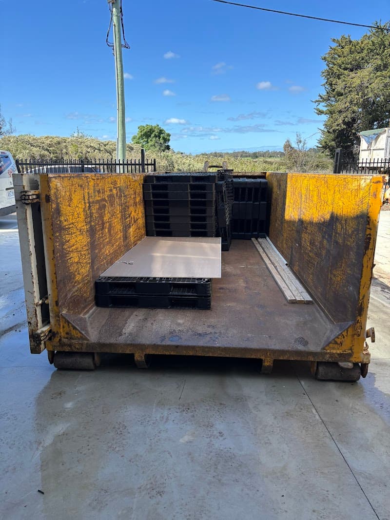 Get A Bin rubbish removal work in Cranbourne