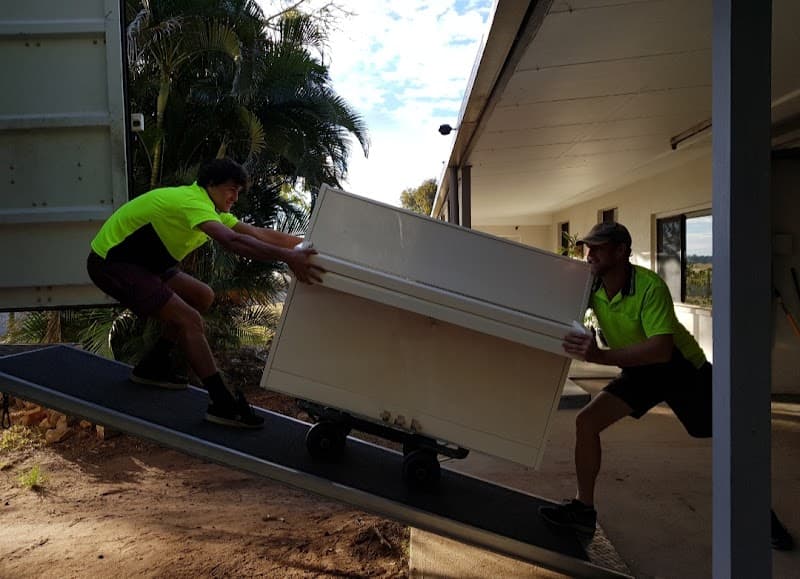 GF Hill Removals removalist work in Maryborough