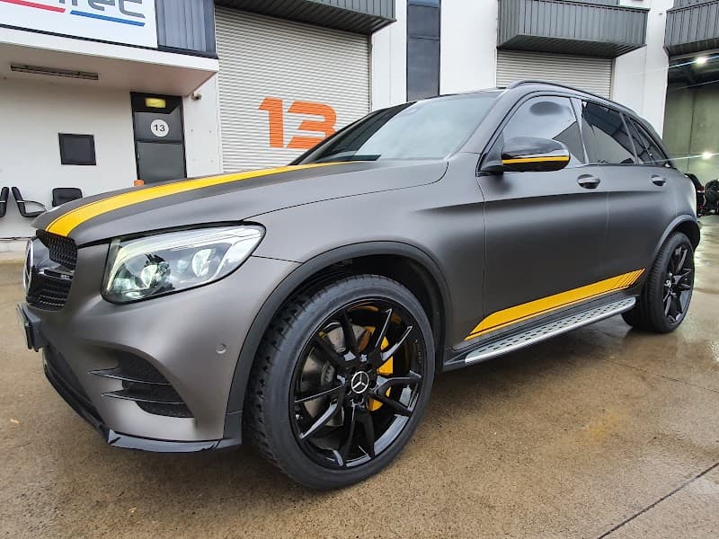 Glacier TintsAU window tinting work in Rydalmere