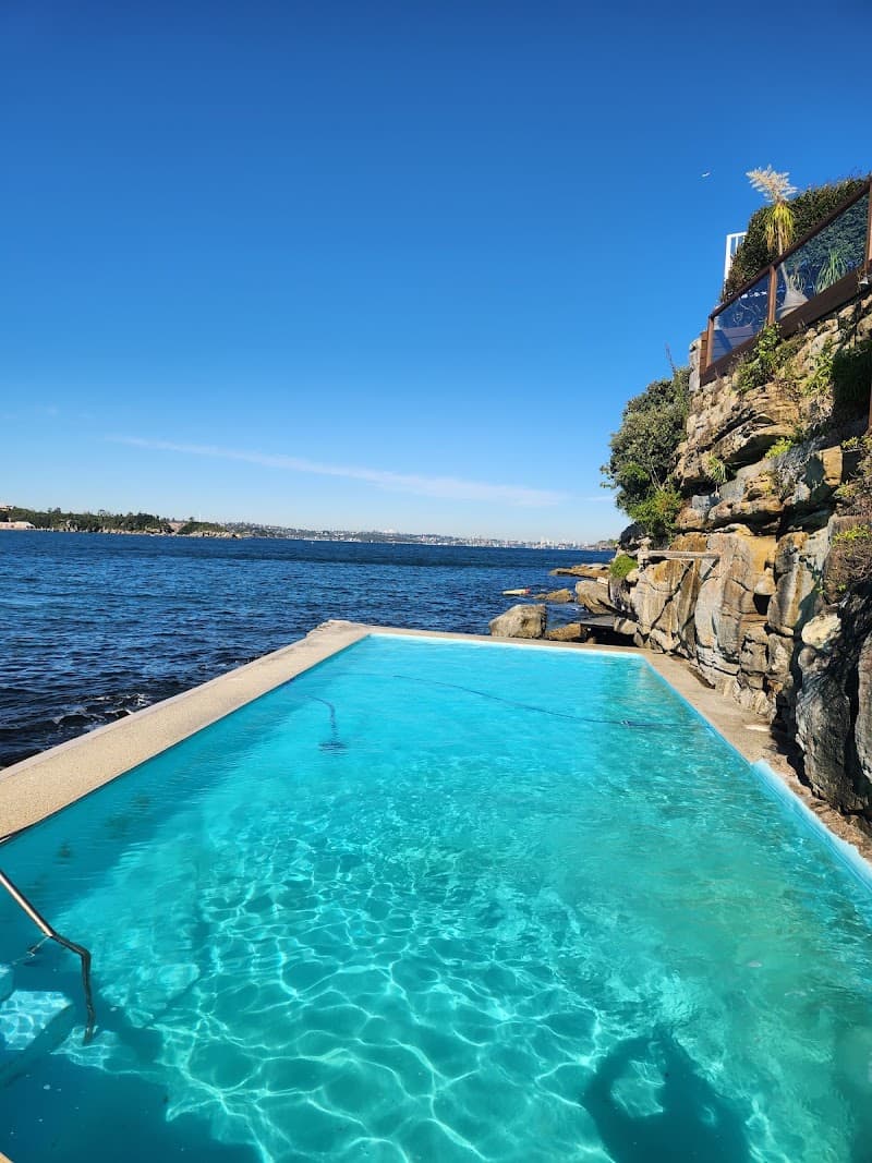 Glamorous Pools pool maintenance work in Cromer