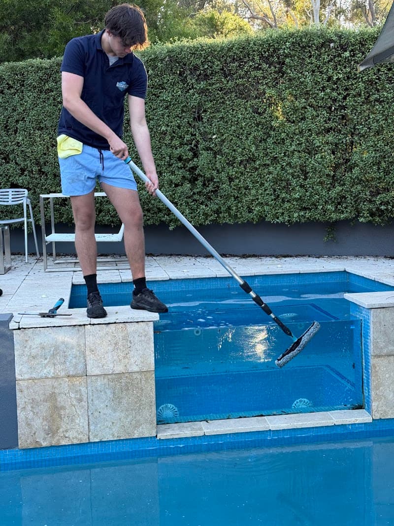 Glass & Blast Canberra pressure washing work in Braddon