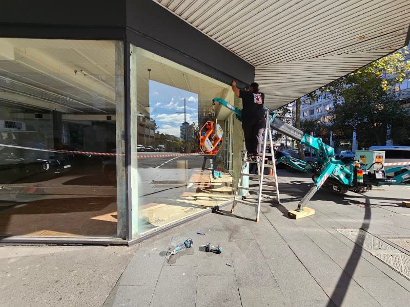 Glass repair - Glassland glass & glazier work in Westmead