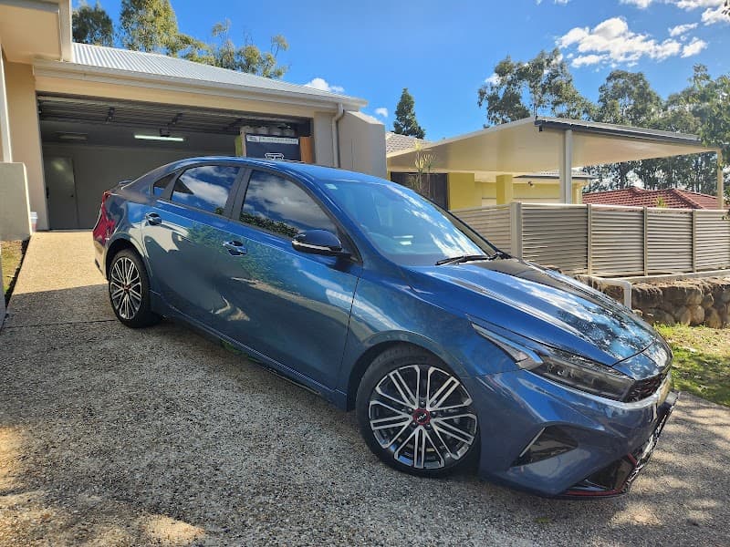 Glass Tinting Solutions Brisbane window tinting work in Seventeen Mile Rocks