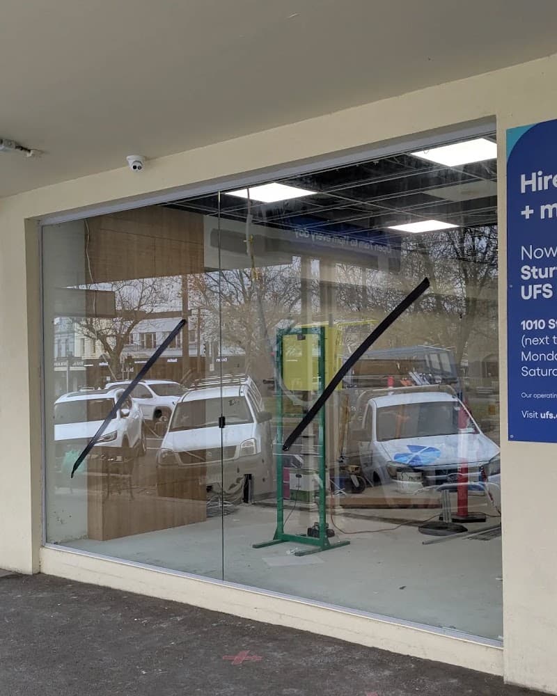 GLAZIFY glass & glazier work in Ballarat East