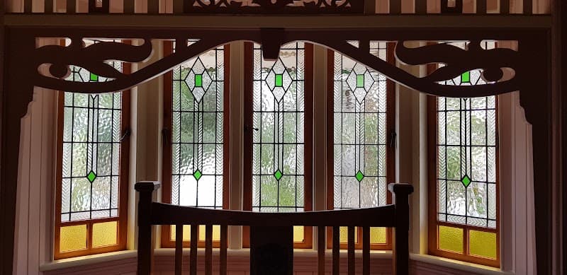 Glazit glass & glazier work in Koongal