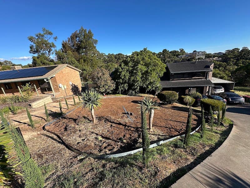 Glow up Gardening and Landscaping services lawn care work in Kidman Park