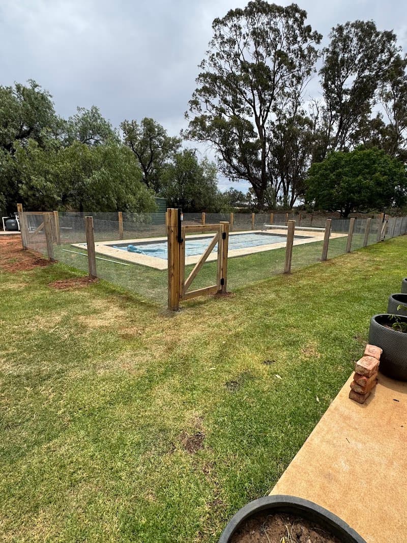 GMT Fencing fencing work in Garran