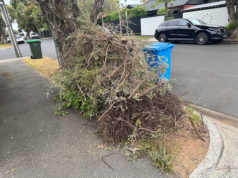 Go Easy Rubbish Removal Pty Ltd rubbish removal work in Richmond