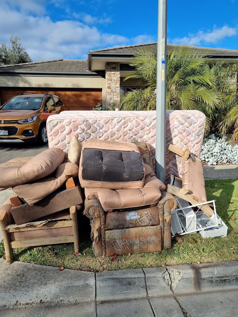 Go Easy Rubbish Removal Pty Ltd rubbish removal work in Richmond