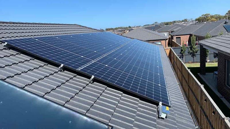 Go Solar Go Green - Geelong solar panel installation work in North Geelong