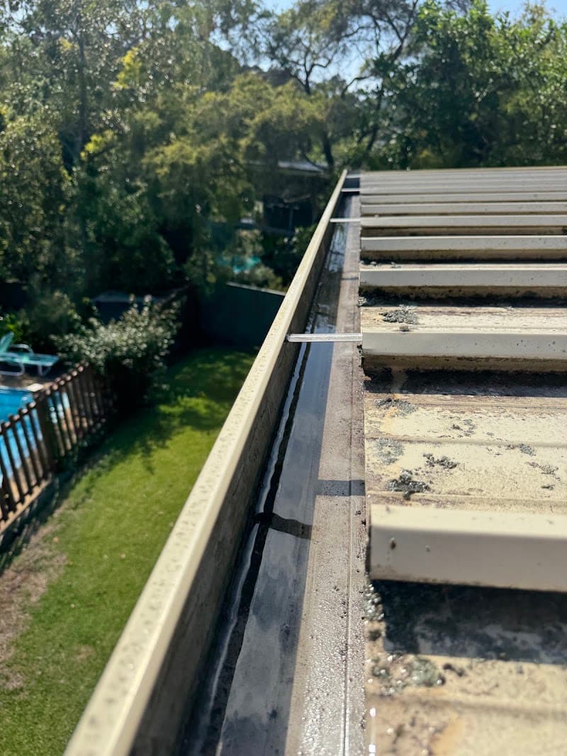 Godfreys Gutter Cleaning & Tree Services gutter cleaning work in Medowie