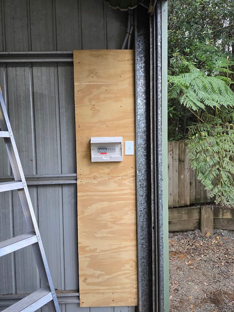 Gold Coast Better Electrical electrician work in Parkwood