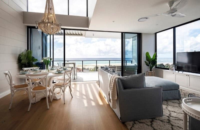 Gold Coast Cleaning Agency cleaning work in Burleigh Heads