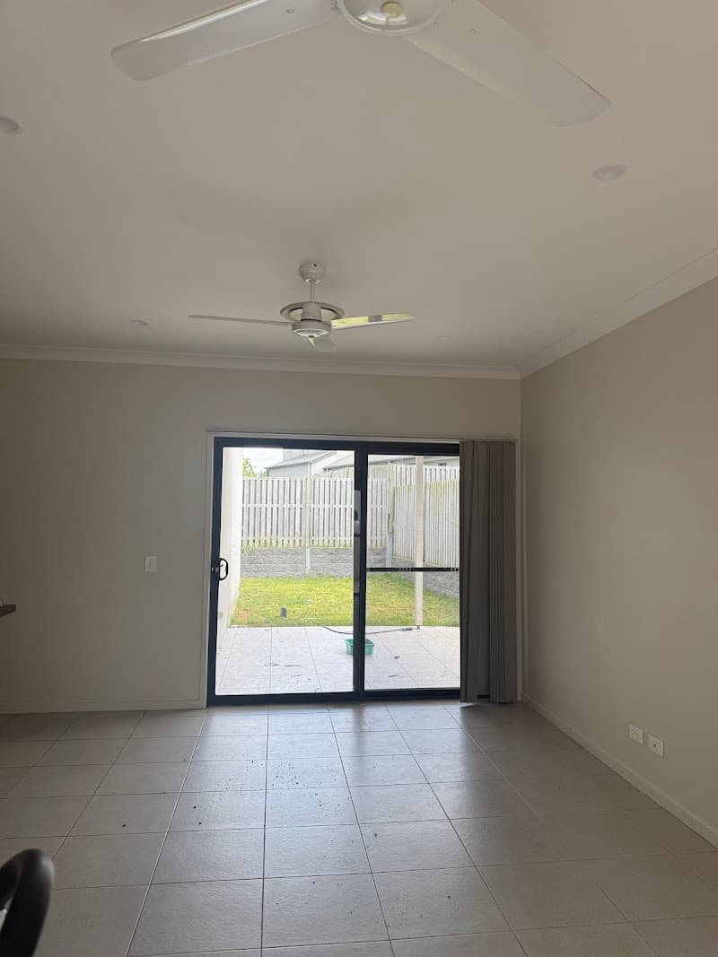Gold Coast Eco Cleaning cleaning work in Surfers Paradise
