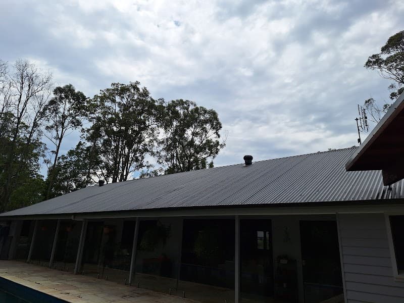 Gold Coast Guttering gutter cleaning work in Carrara