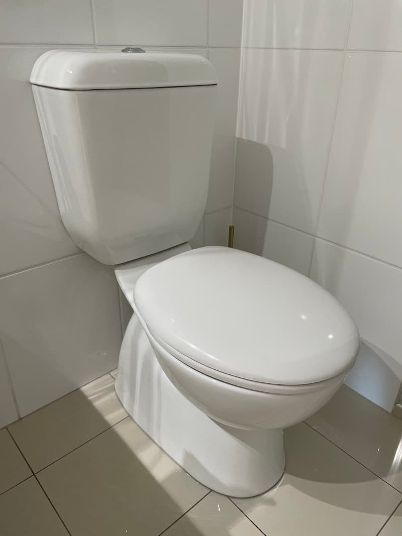 Gold Coast Plumbing Experts plumber work in Southport