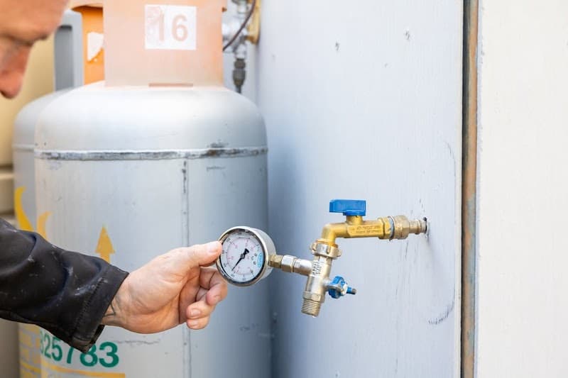 Gold Coast Plumbing Experts plumber work in Southport