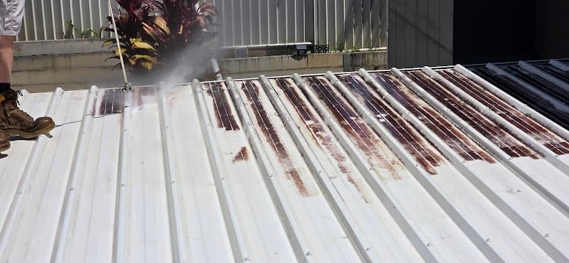 Gold Coast Pressure Cleaner pressure washing work in Palm Beach