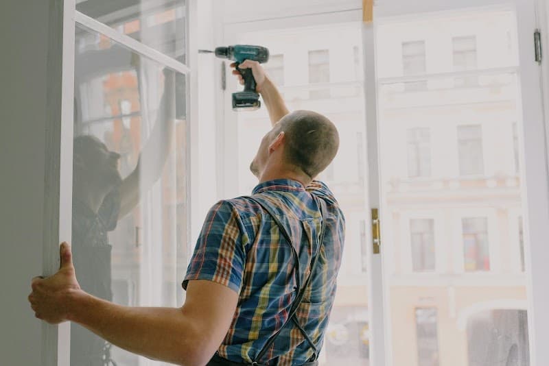 Golden Hammer Home Maintenance handyman work in Springfield