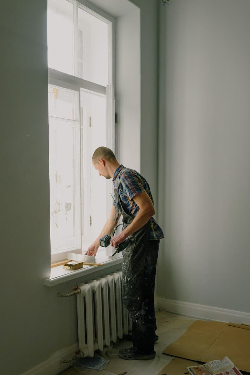 Golden Hammer Home Maintenance handyman work in Springfield