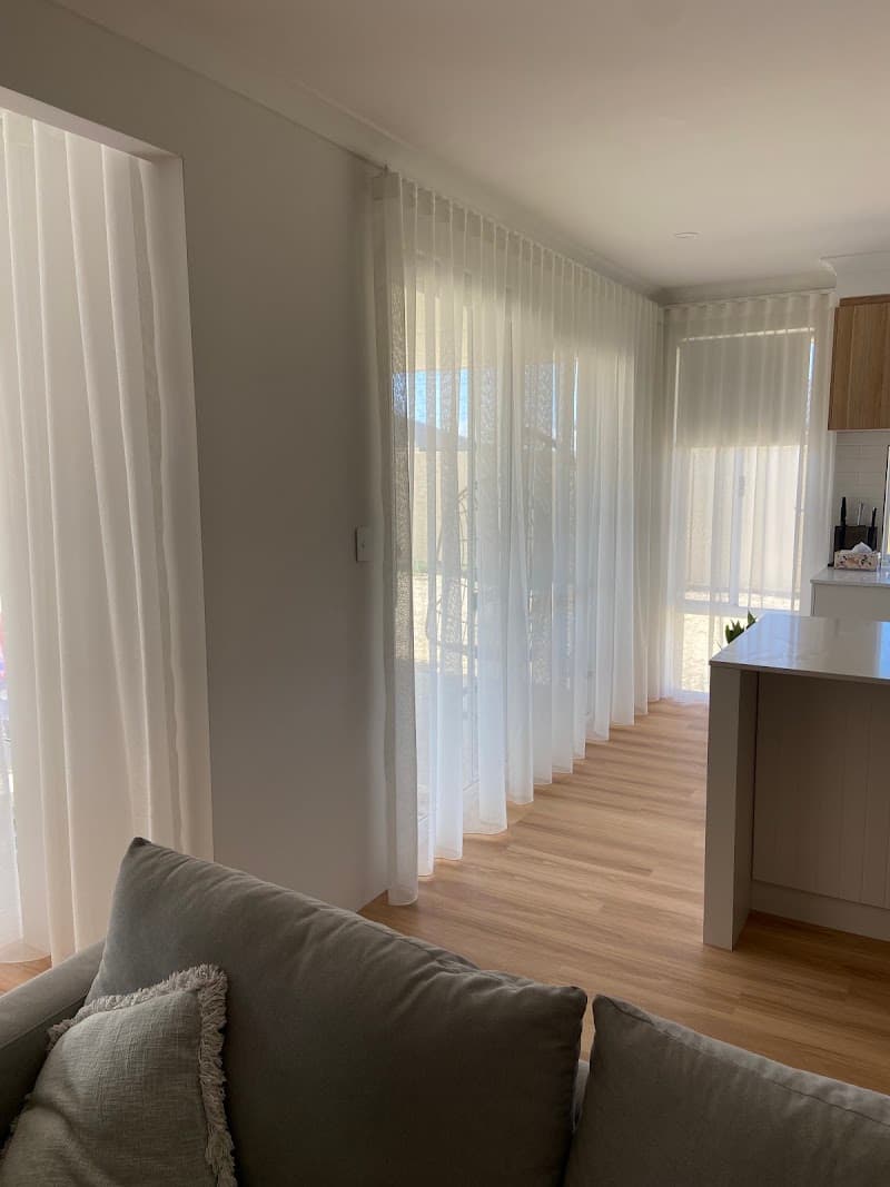 Goldenwest Blinds & Curtains curtains & blinds work in Australind