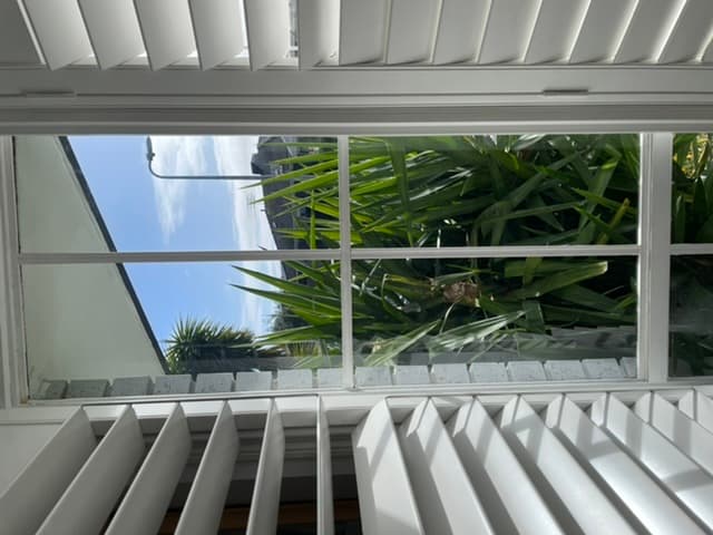 Gordon Glass glass & glazier work in Mornington