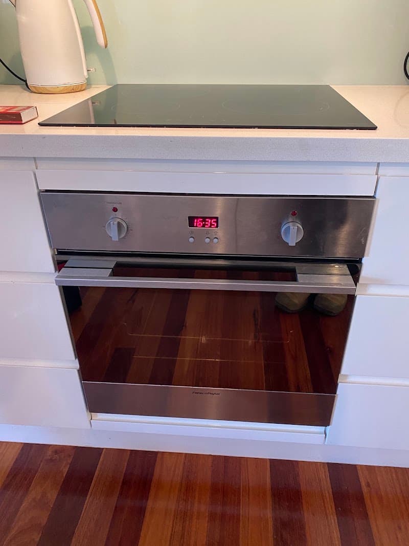 Gosford Appliance Repairs appliance repair work in Bateau Bay