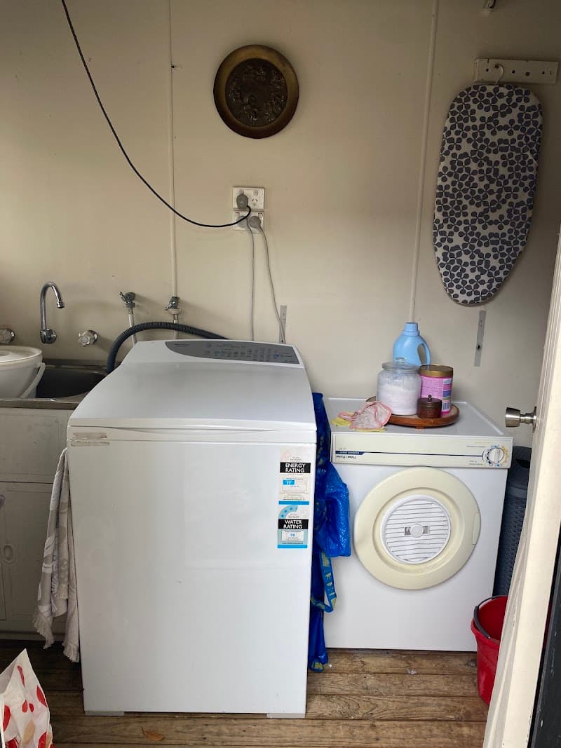 Gosford Appliance Repairs appliance repair work in Bateau Bay