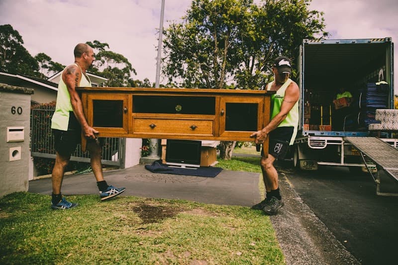 Gosford Removals & Storage removalist work in Somersby